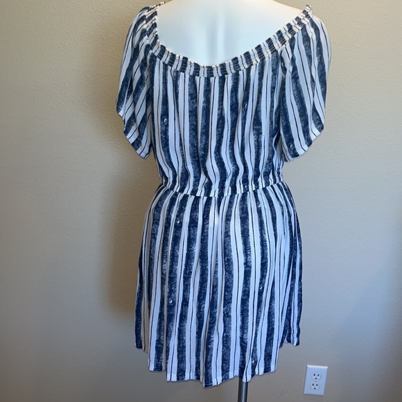 NY & Co Summer Dress - Picture 4 of 7